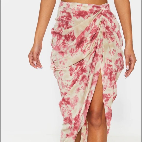 PrettyLittleThing Pink Tie Dye 2-Piece Set - Picture 2 of 6